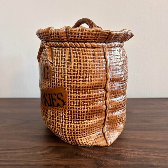 Vintage 1970s Cottagecore Kitsch Novelty Ceramic Cookie Jar MCM Kitchen Decor - Picture 6 of 10